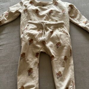 Rylee and Cru ice cream outfit